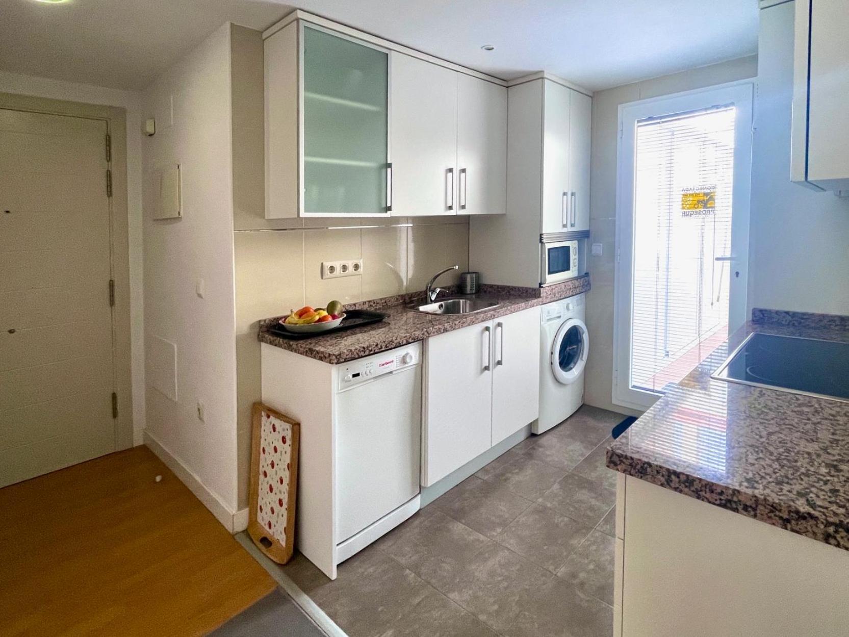 Maravilloso Apartamento Centrico De 70M2, Jardin Propio 40M2 Con Piscina Para Ninos Y Parking Opcional Малага Екстериор снимка