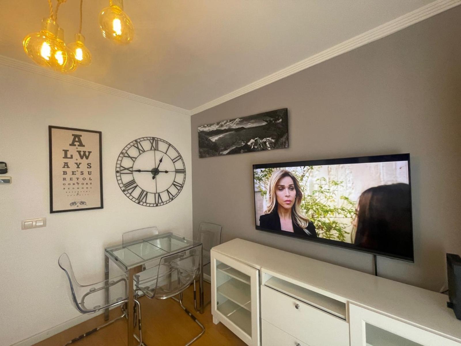 Maravilloso Apartamento Centrico De 70M2, Jardin Propio 40M2 Con Piscina Para Ninos Y Parking Opcional Малага Екстериор снимка