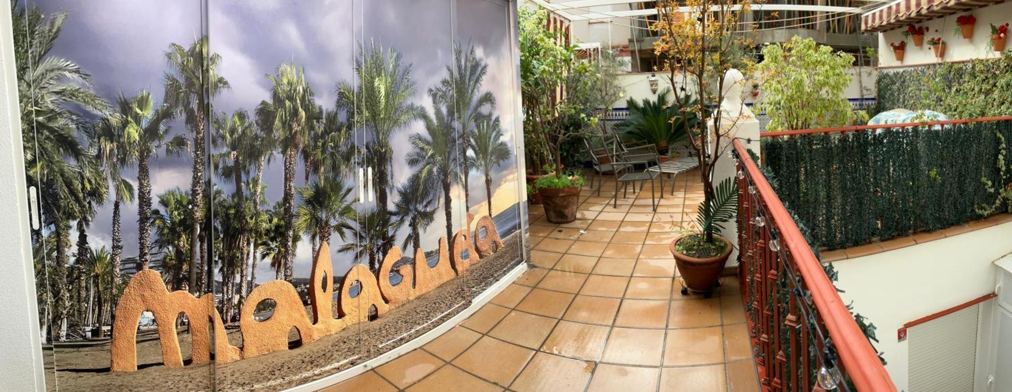 Maravilloso Apartamento Centrico De 70M2, Jardin Propio 40M2 Con Piscina Para Ninos Y Parking Opcional Малага Екстериор снимка