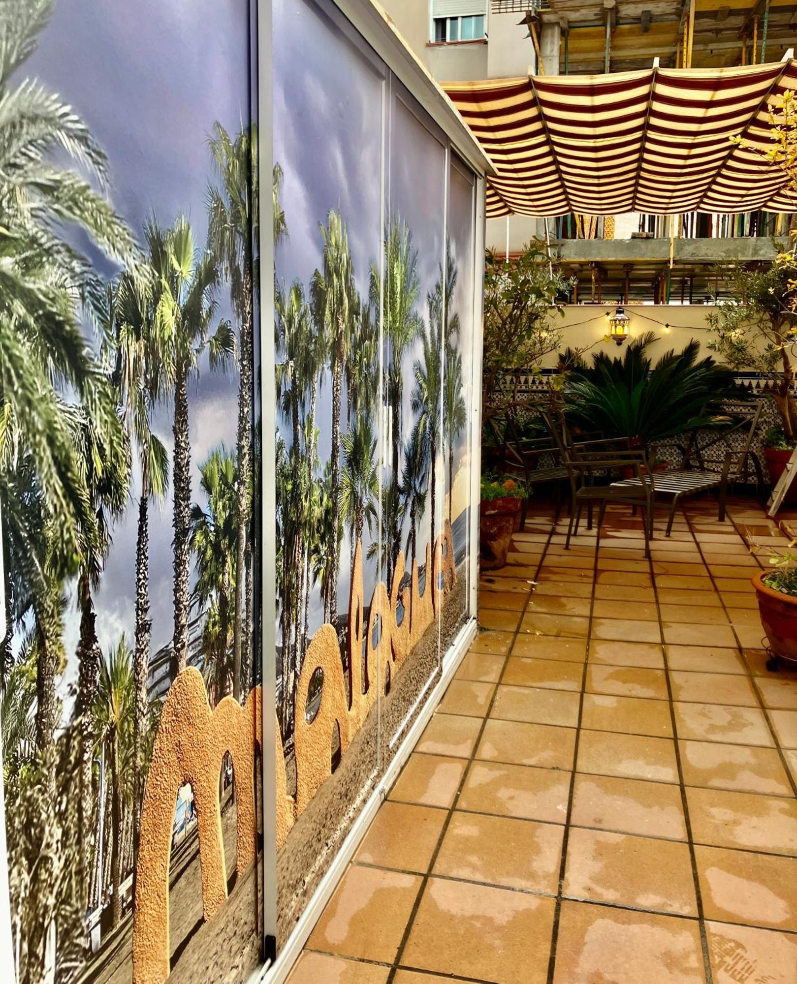 Maravilloso Apartamento Centrico De 70M2, Jardin Propio 40M2 Con Piscina Para Ninos Y Parking Opcional Малага Екстериор снимка